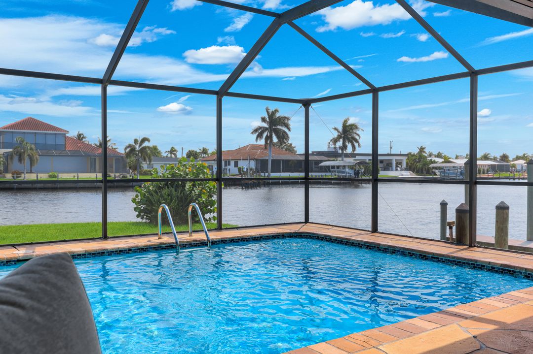 101 SW 50th St, Cape Coral, FL 33914