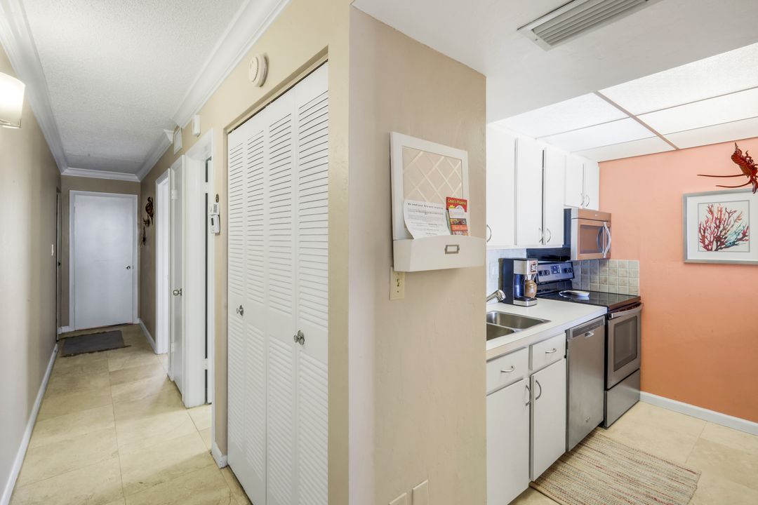 25830 Hickory Blvd #101, Bonita Springs, FL 34134