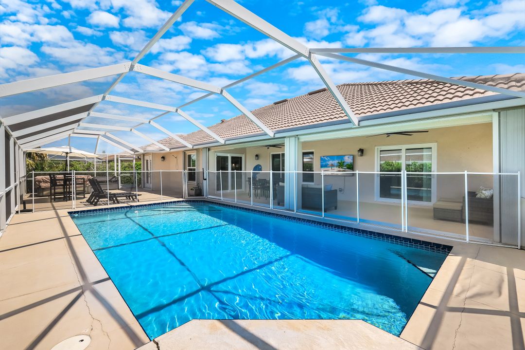 1390 Wayne Ave, Marco Island, FL 34145