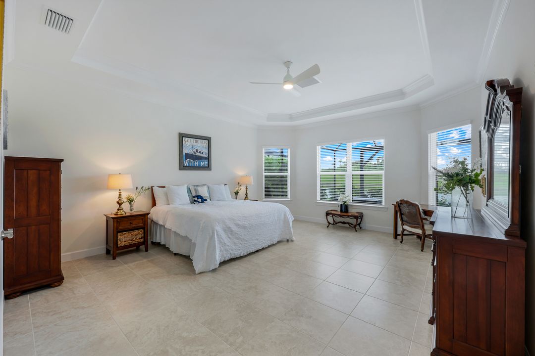 11641 Canal Grande Dr, Miromar Lakes, FL 33913