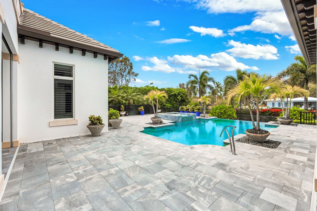 605 Galleon Dr, Naples, FL 34102