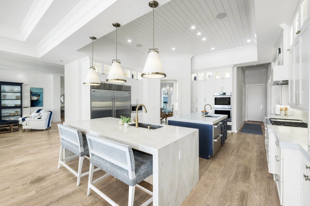 16744 Prato Way, Naples, FL 34110