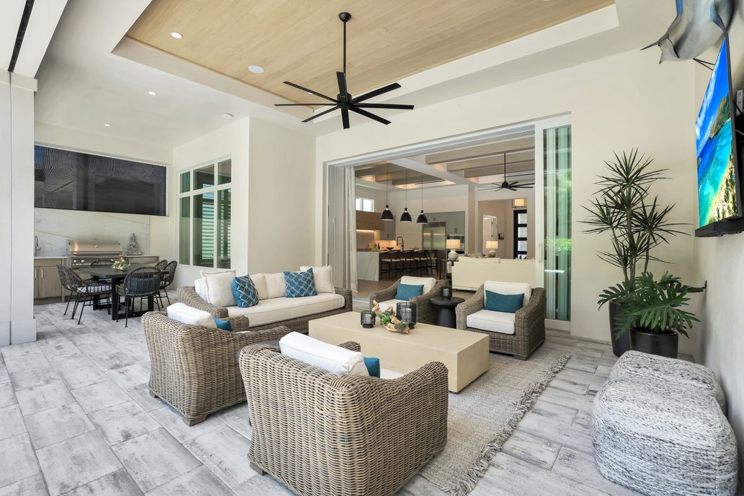 6630 Palisades Ave, Naples, FL 34109