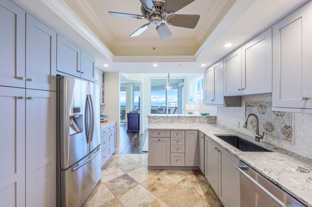 315 Dunes Blvd #PH-6, Naples, FL 34110