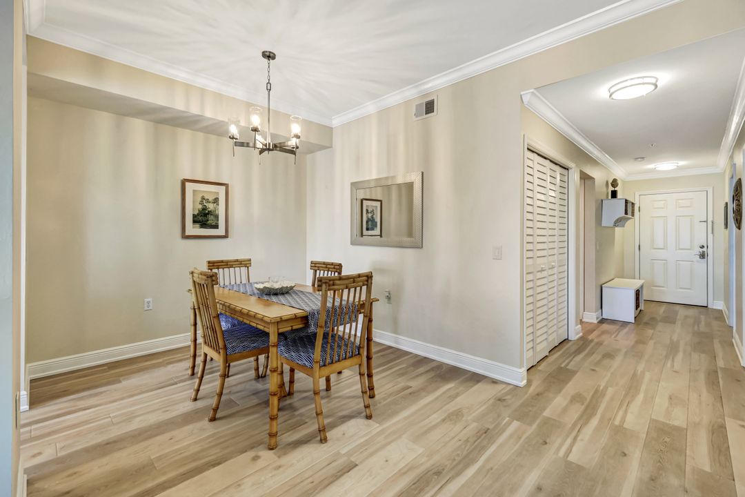 16605 Lake Cir Dr #322, Fort Myers, FL 33908