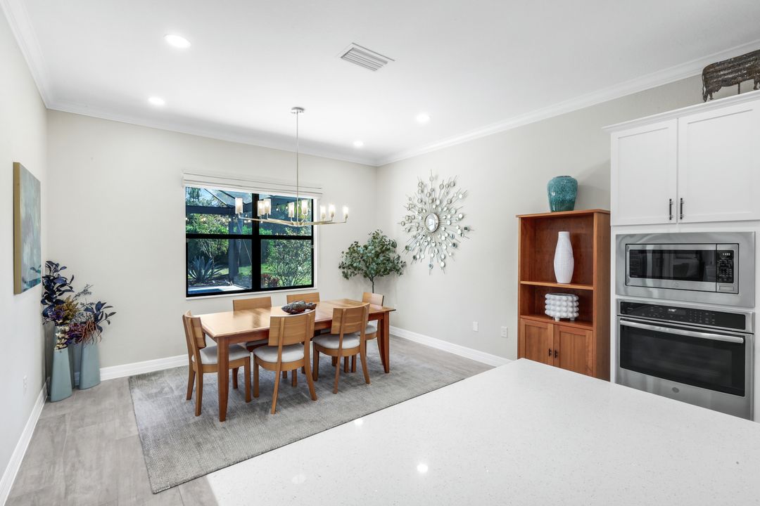 2302 Grenadines Way, Naples, FL