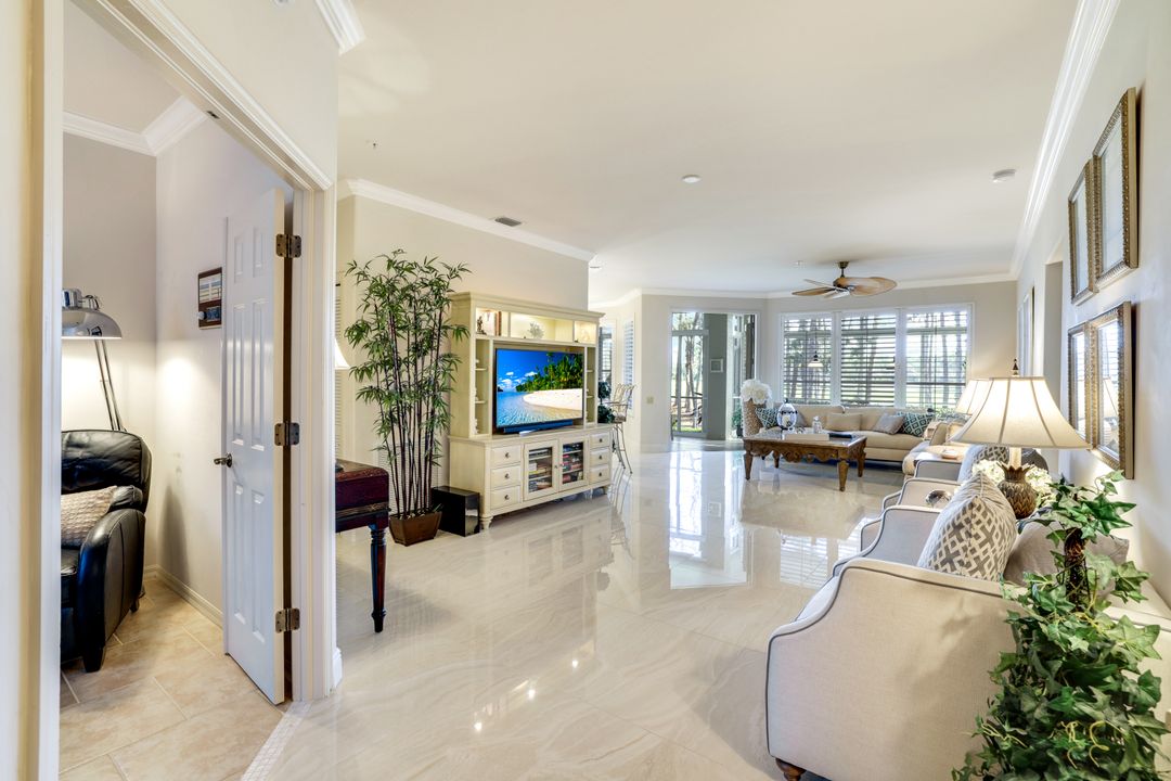 8575 Danbury Blvd #103, Naples, FL 34120