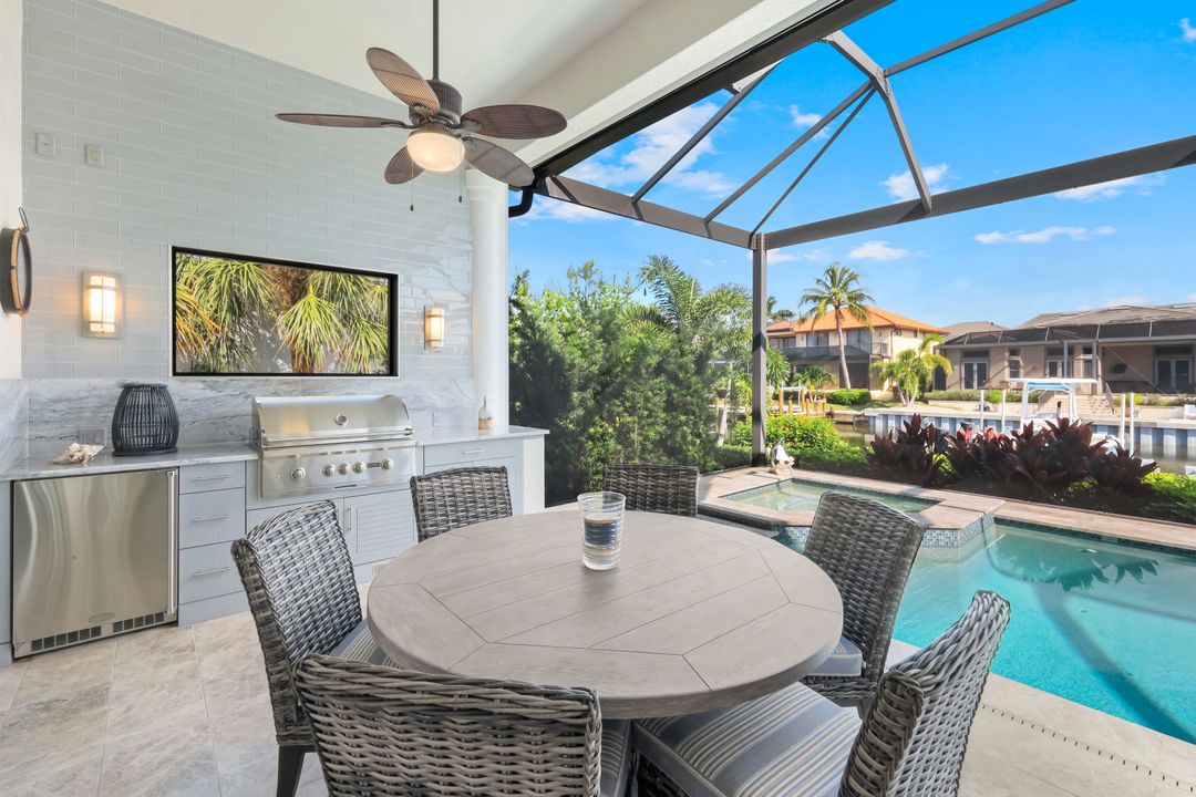 820 Giralda Ct, Marco Island, FL 34145