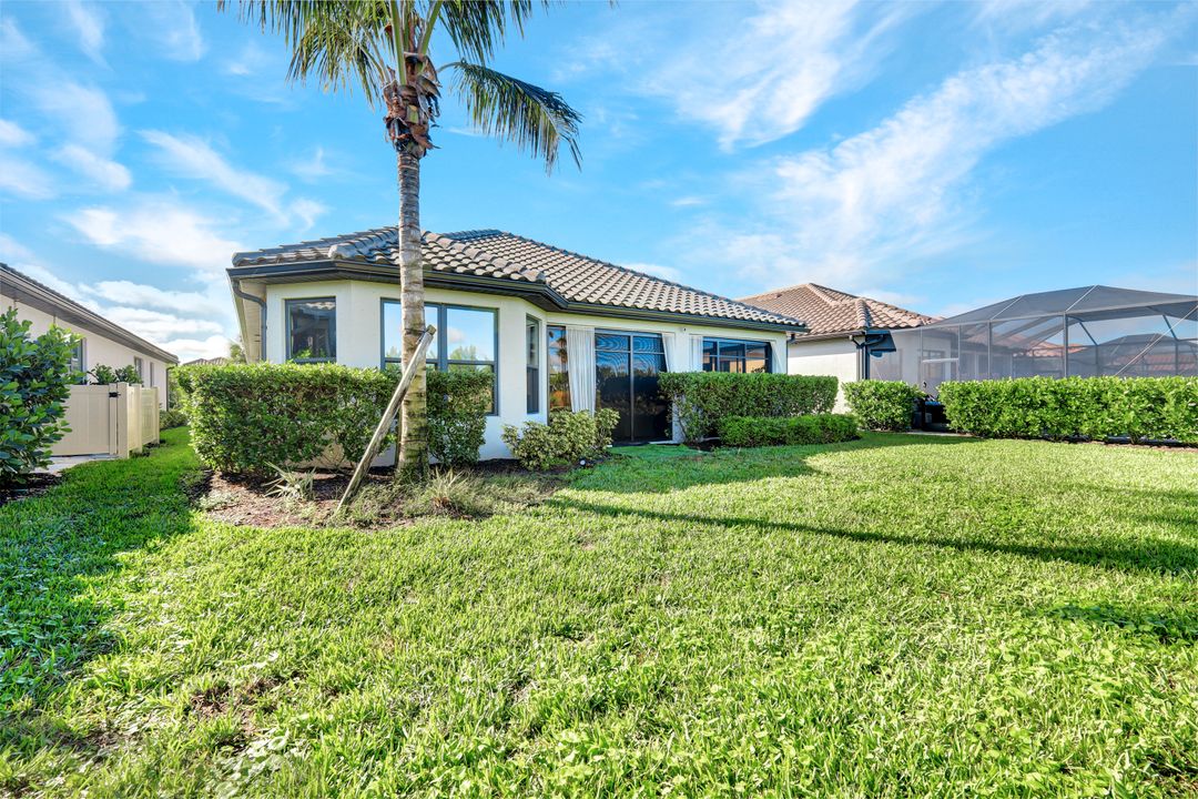 11761 Canal Grande Dr, Miromar Lakes, FL 33913