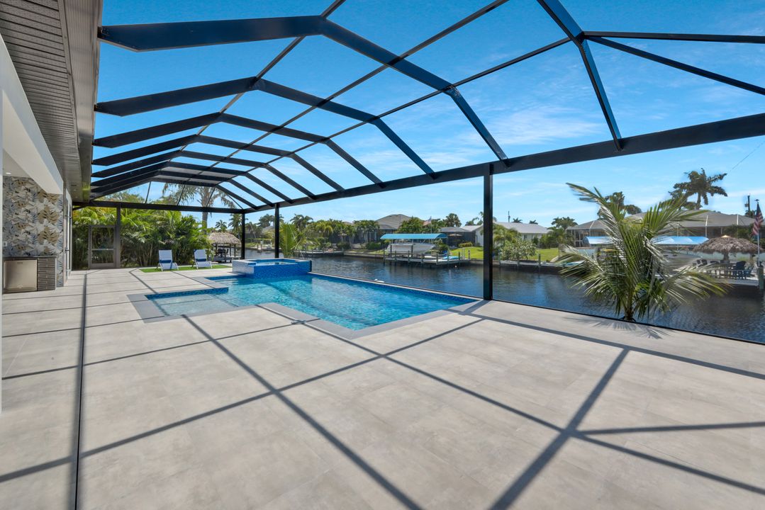 2826 SW 37th Terrace, Cape Coral, FL 33914