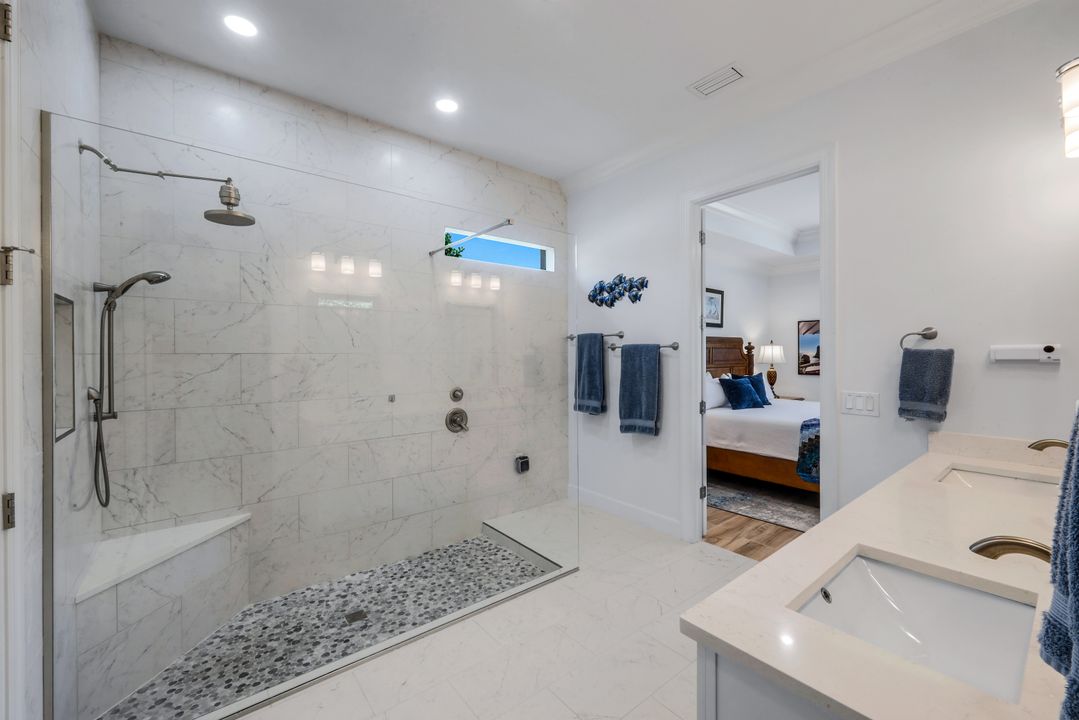 9259 Fieldstone Ln, Naples, FL 34120