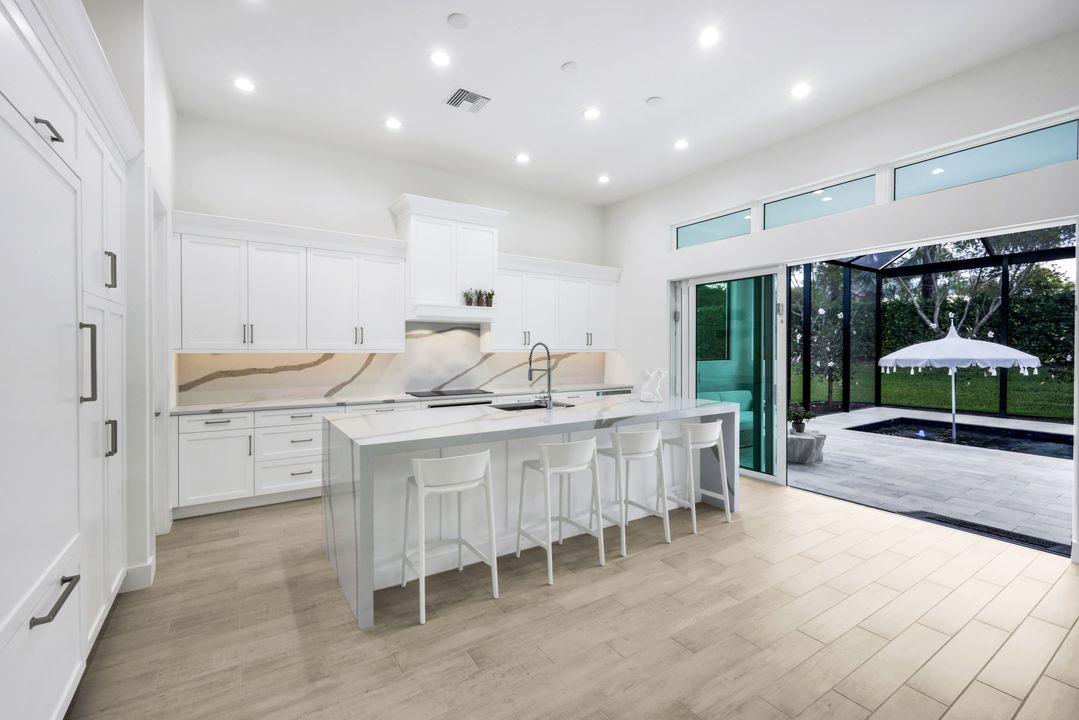 14574 Regatta Ln, Naples, FL 34114