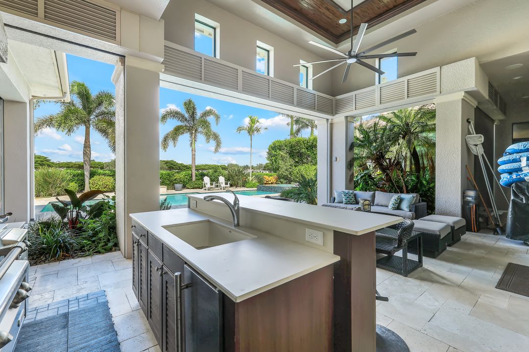 16747 Prato Way, Naples, FL 34110