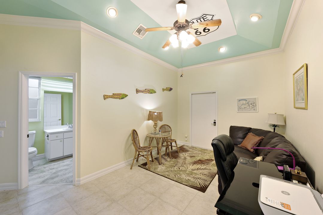 907 SW 51st Terrace, Cape Coral, FL 33914