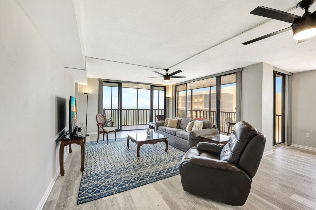 11 Bluebill Ave #1005, Naples, FL 34108