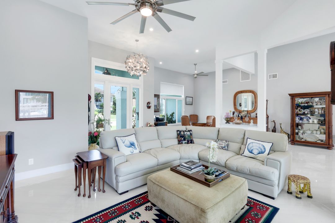 200 N Barfield Dr, Marco Island, FL 34145