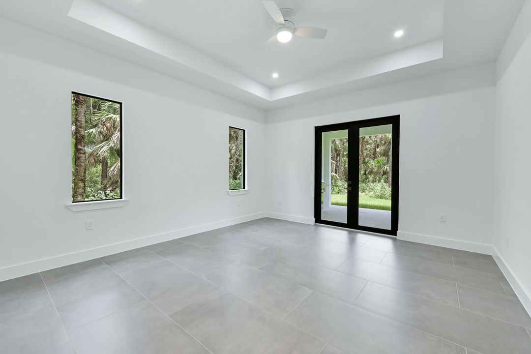 834 Wilson Blvd N, Naples, FL 34120