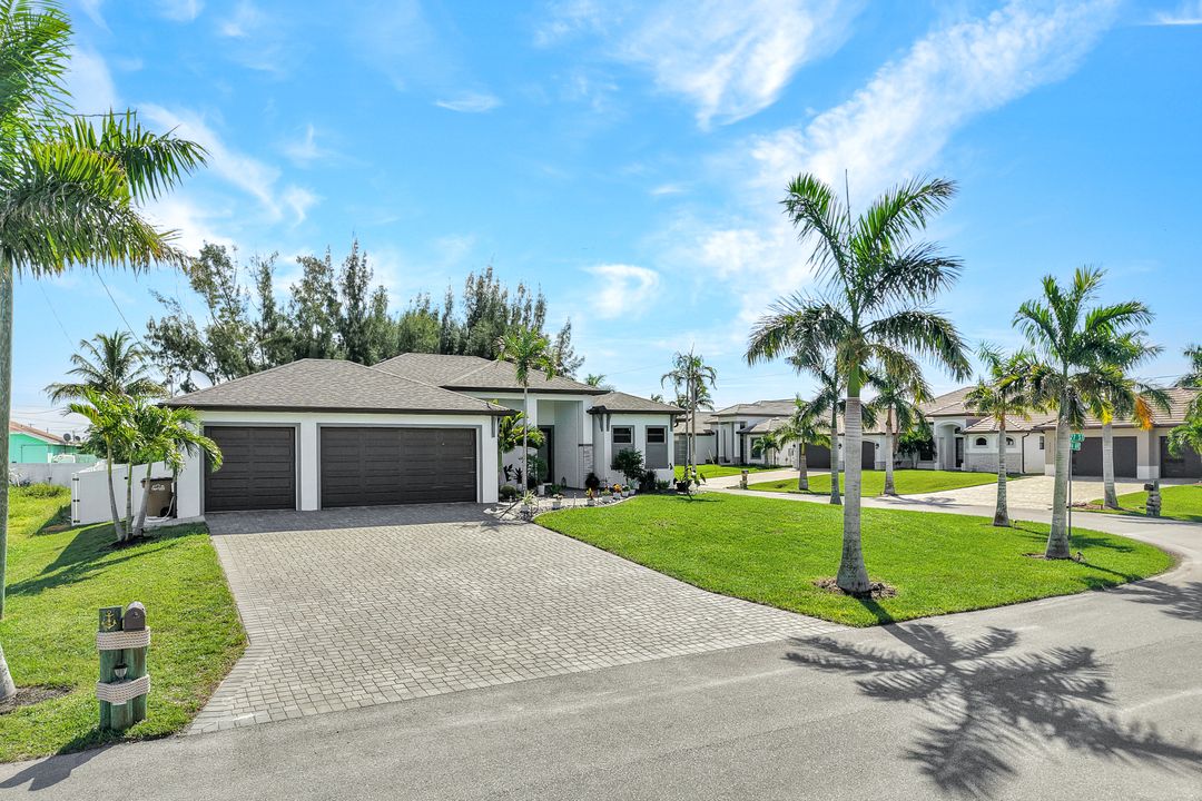 2701 NW 46th Ave, Cape Coral, FL 33993