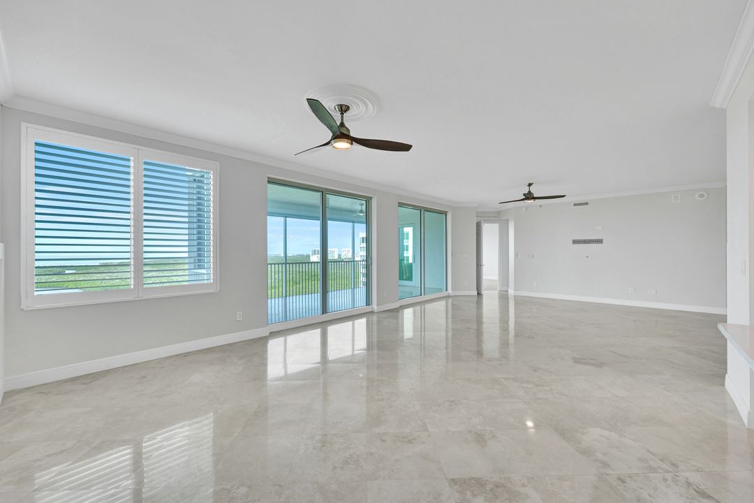 275 Indies Way #1703, Naples, FL 34110