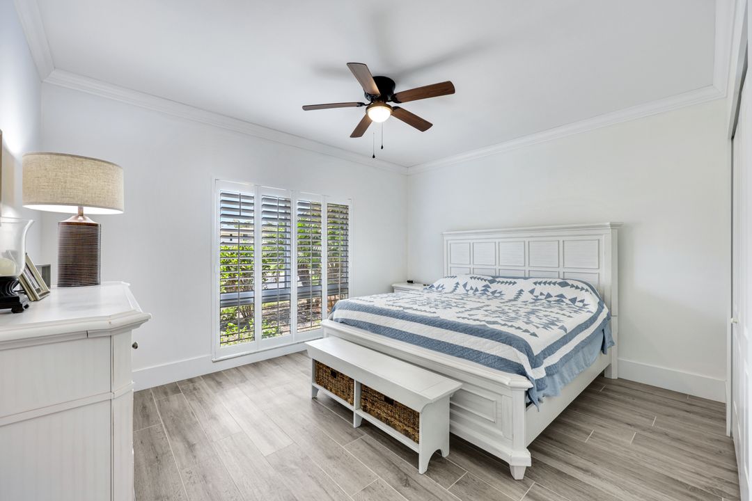 878 Teryl Rd, Naples, FL 34112