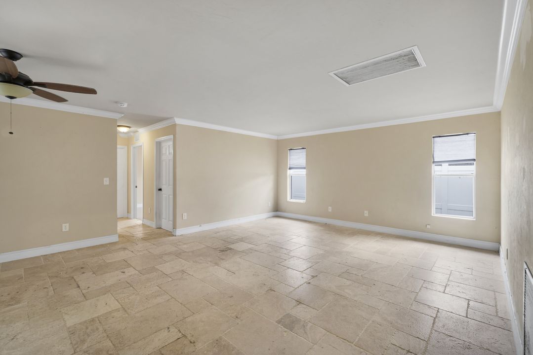 341 41st Ave NE, Naples, FL 34120