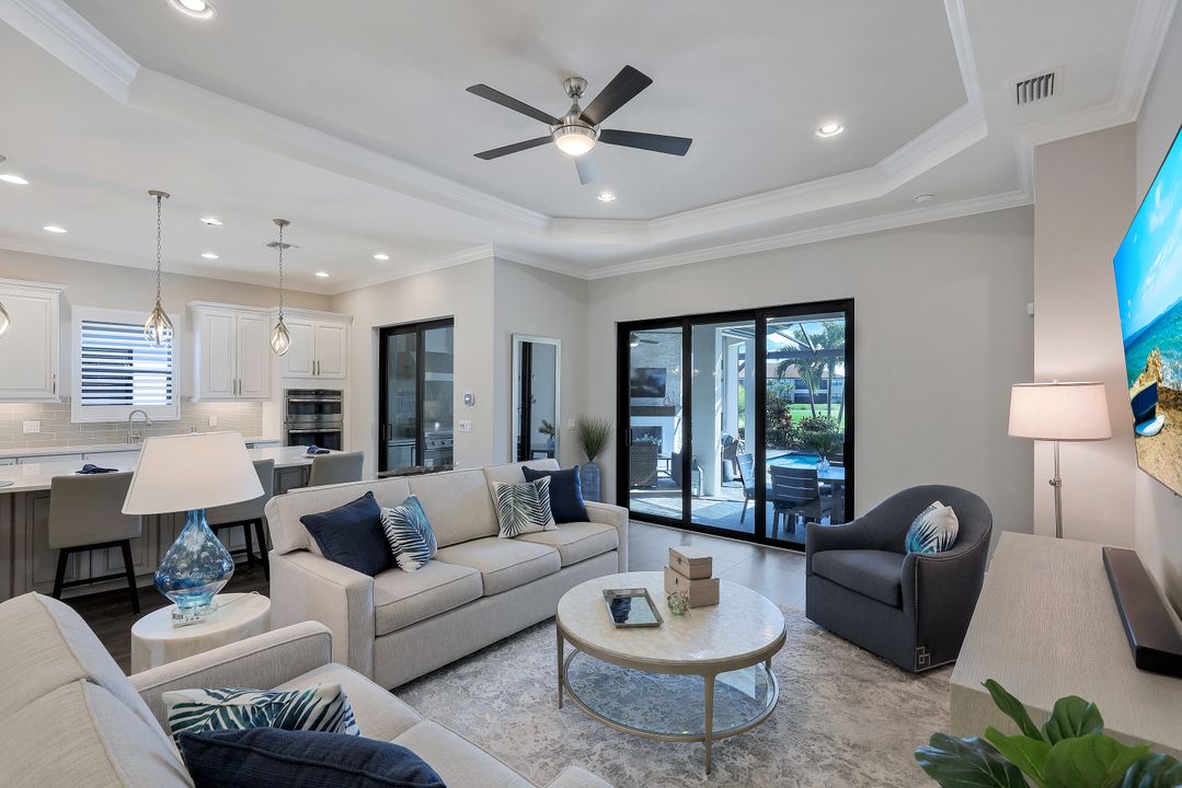 9500 Montelanico Loop, Naples, FL 34119