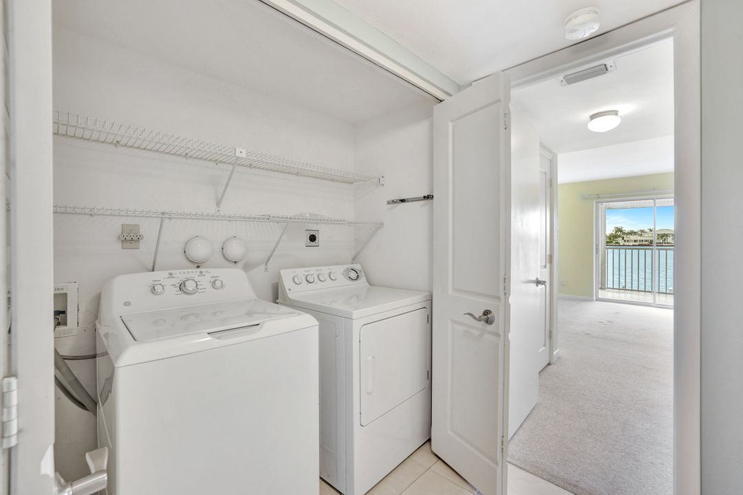 710 W Elkcam Cir #204, Marco Island, FL 34145