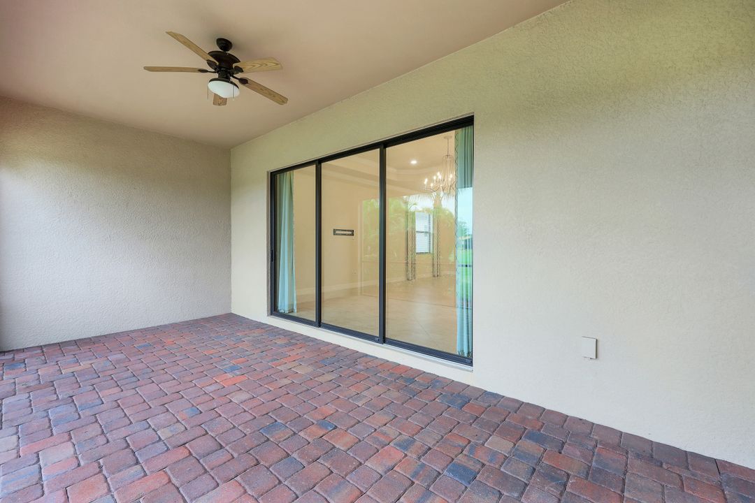 28679 Derry Ct, Bonita Springs, FL 34135