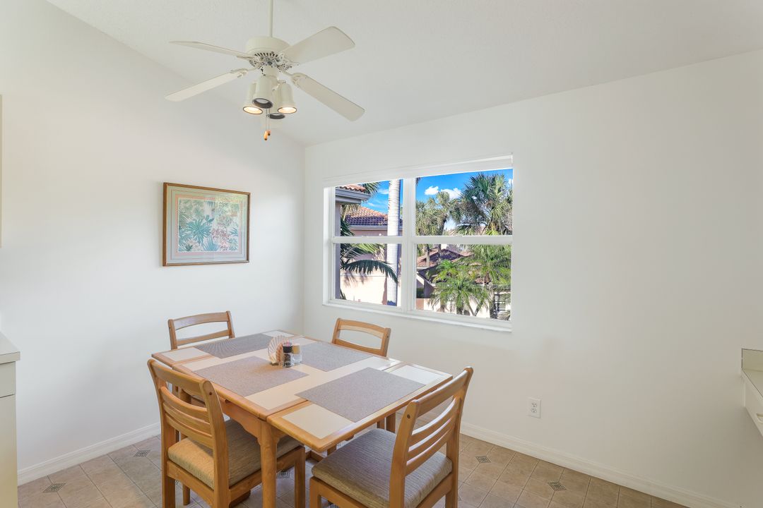 628 Woodshire Ln #G4, Naples, FL 34105