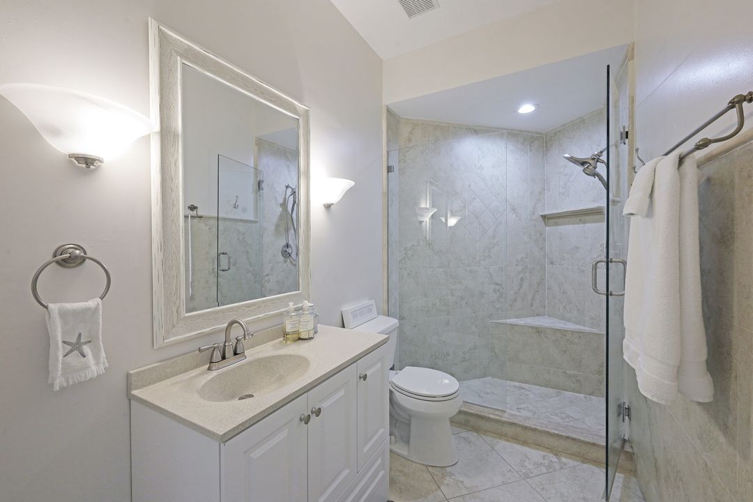 3411 Wildwood Lake Cir, Bonita Springs, FL 34134