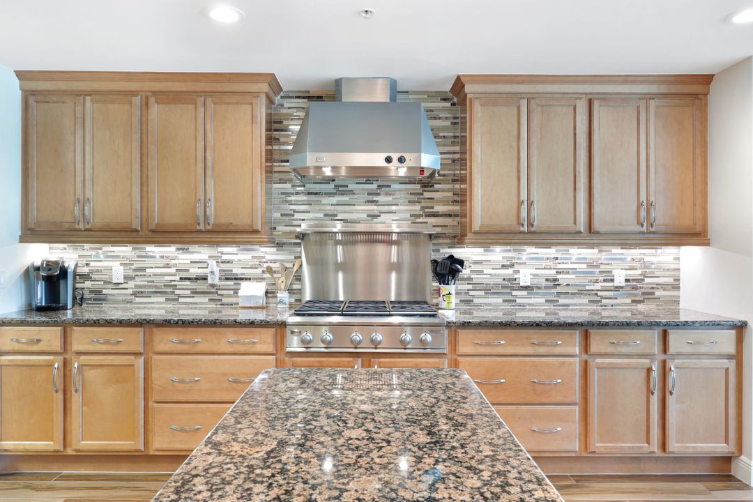 265 Indies Way #T03, Naples, FL 34110