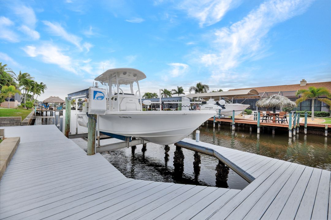 5346 SW 10th Ave, Cape Coral, FL 33914