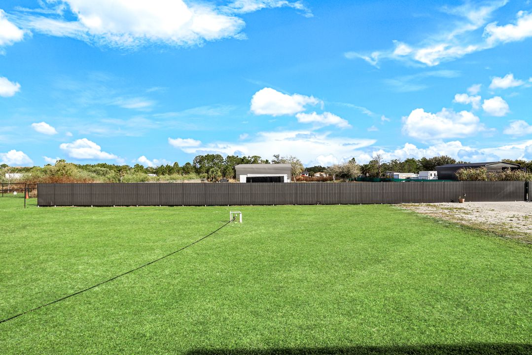 4217 24th Ave NE, Naples, FL 34119