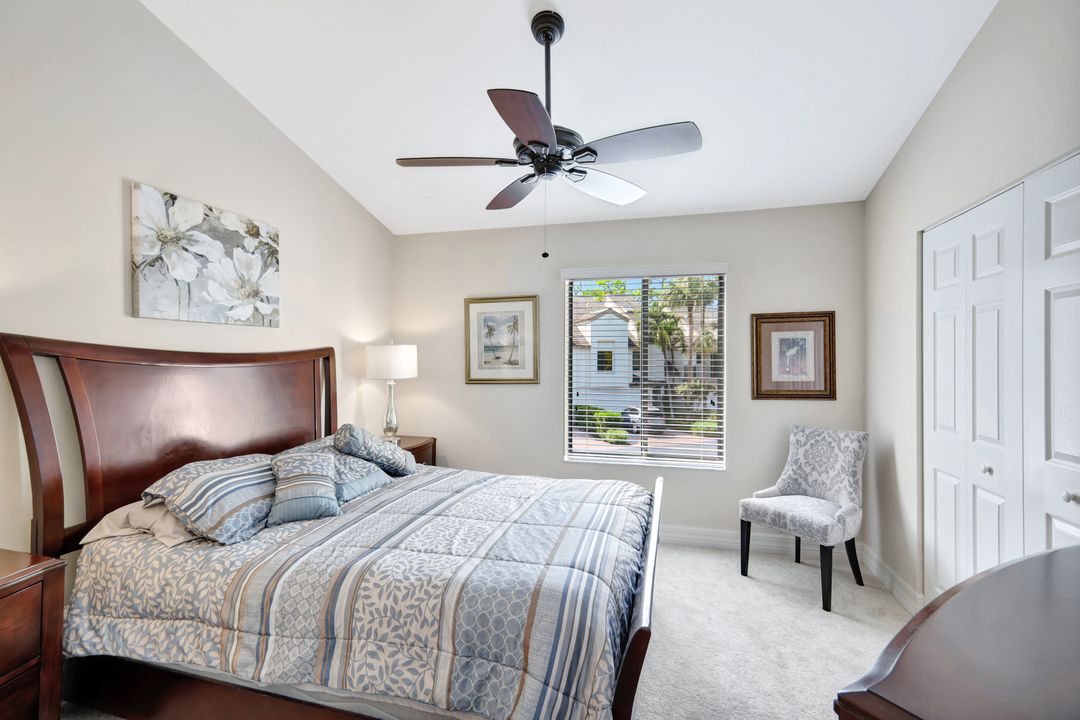 27105 Oakwood Lake Dr, Bonita Springs, FL 34134