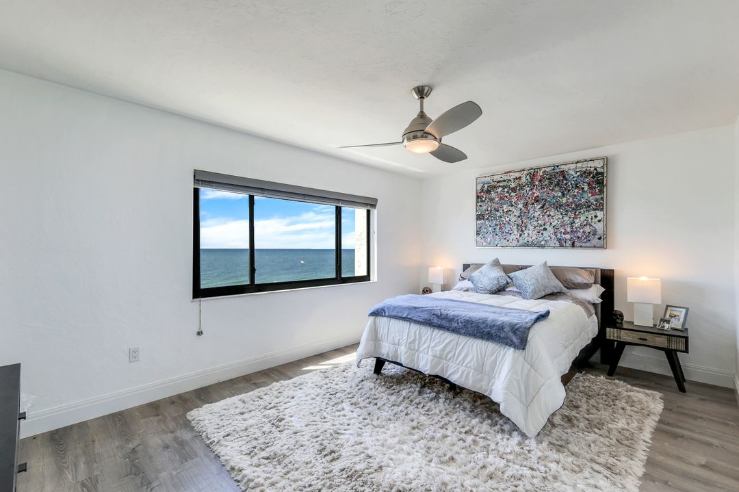 10475 Gulf Shore Dr APT 144, Naples, FL 34108