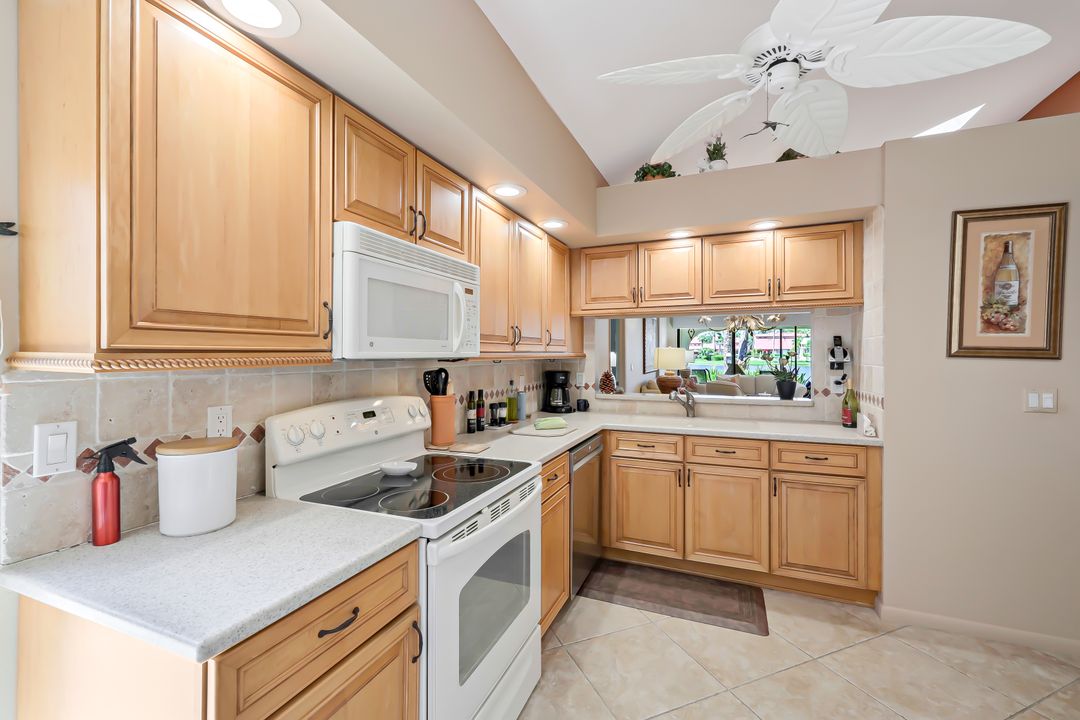 359 Bay Forest Dr  #1B, Naples, FL 34110