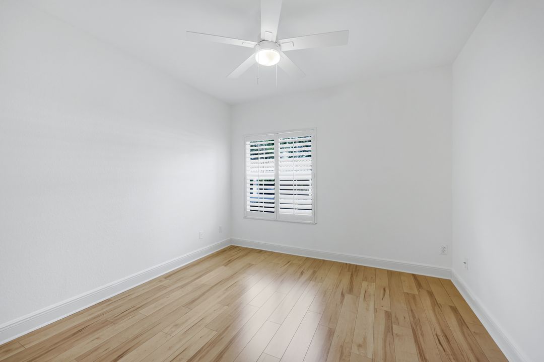 6812 Satinleaf Rd S #101, Naples, FL 34109