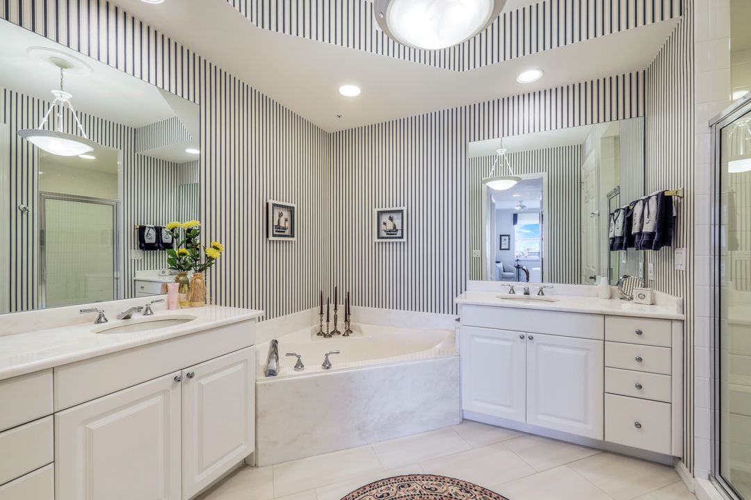 410 Flagship Dr #504, Naples, FL 34108