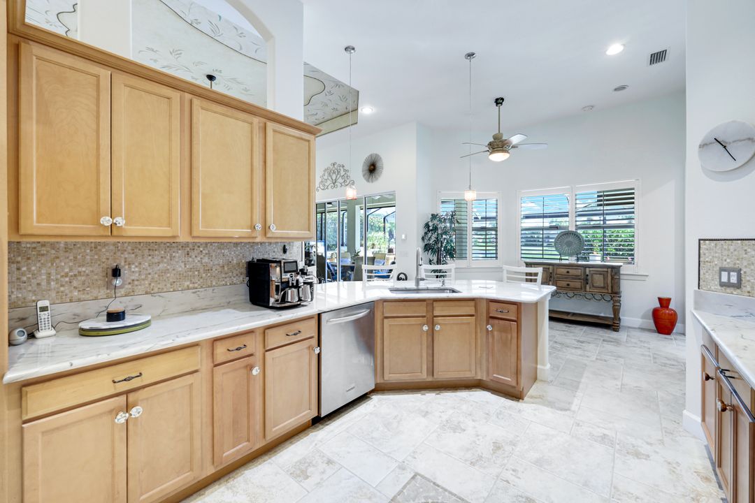 9684 Cobalt Cove Cir, Naples, FL 34120