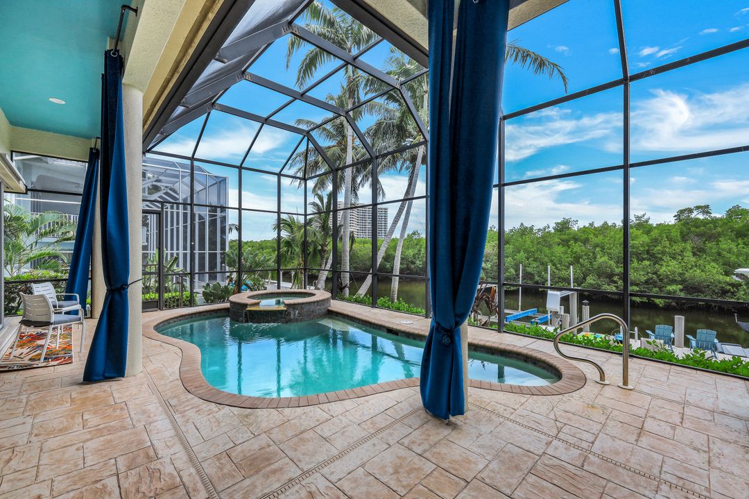 458 Spinnaker Dr, Marco Island, FL 34145