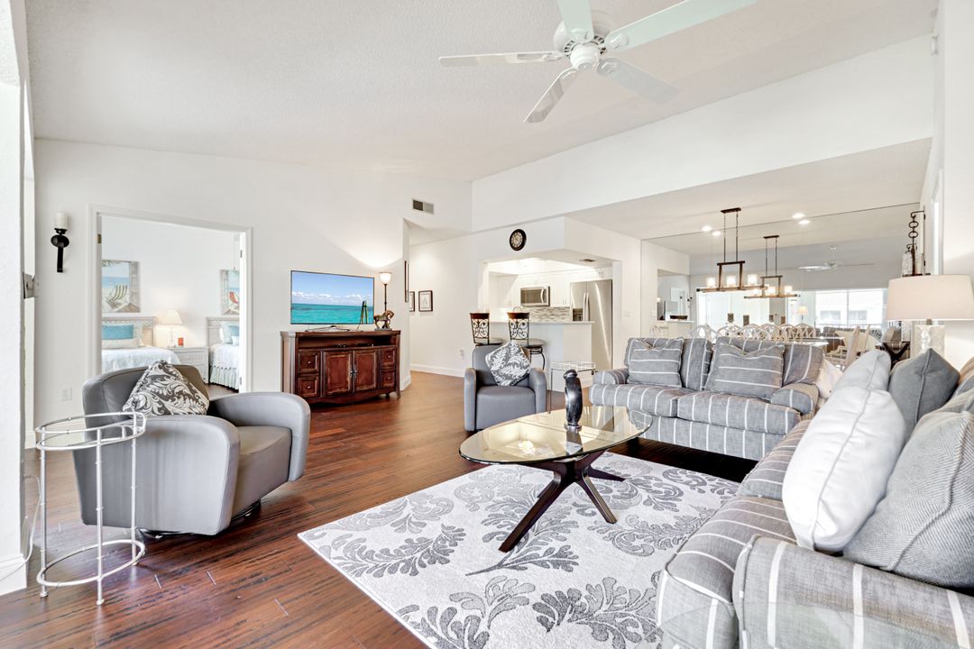 109 Tuscana Ct #308, Naples, FL 34119