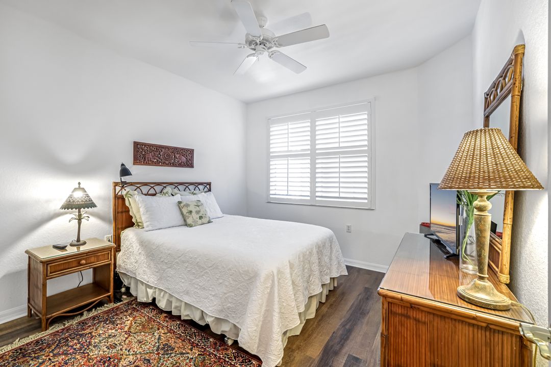 4843 Hampshire Ct #204, Naples, FL 34112