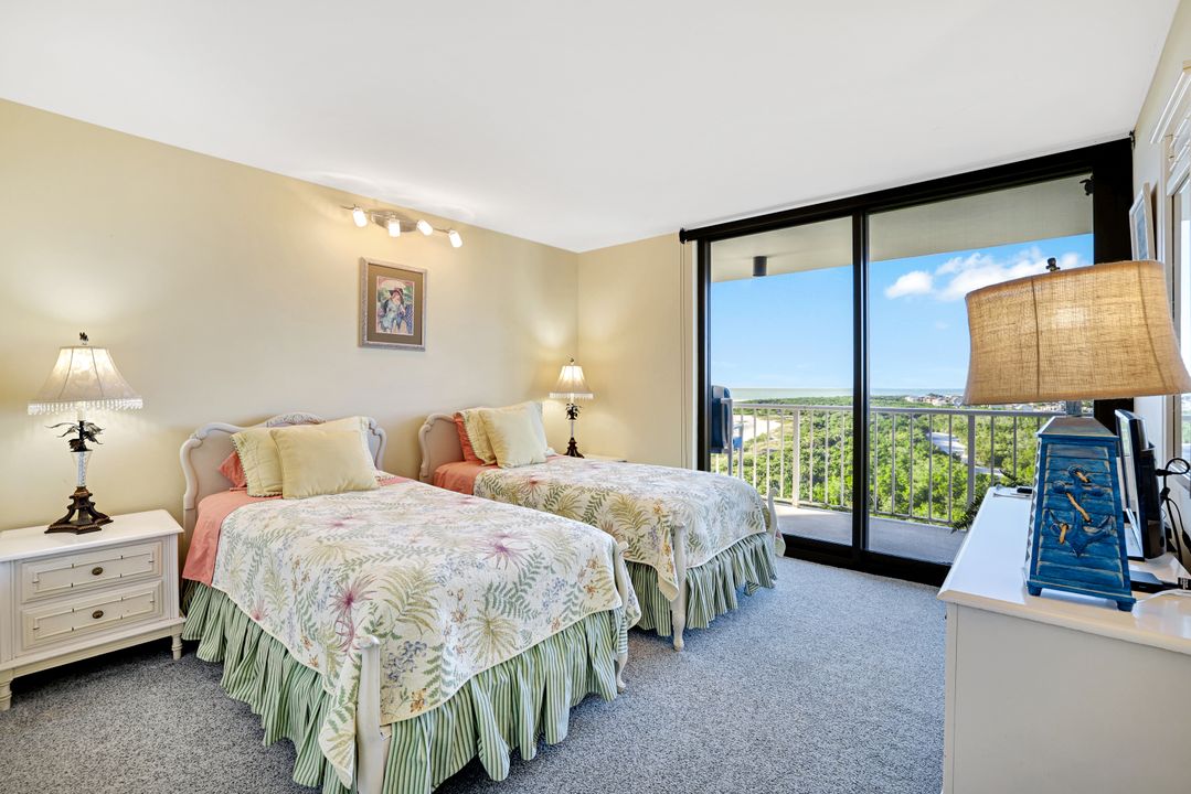 440 Seaview Ct #1012, Marco Island, FL 34145