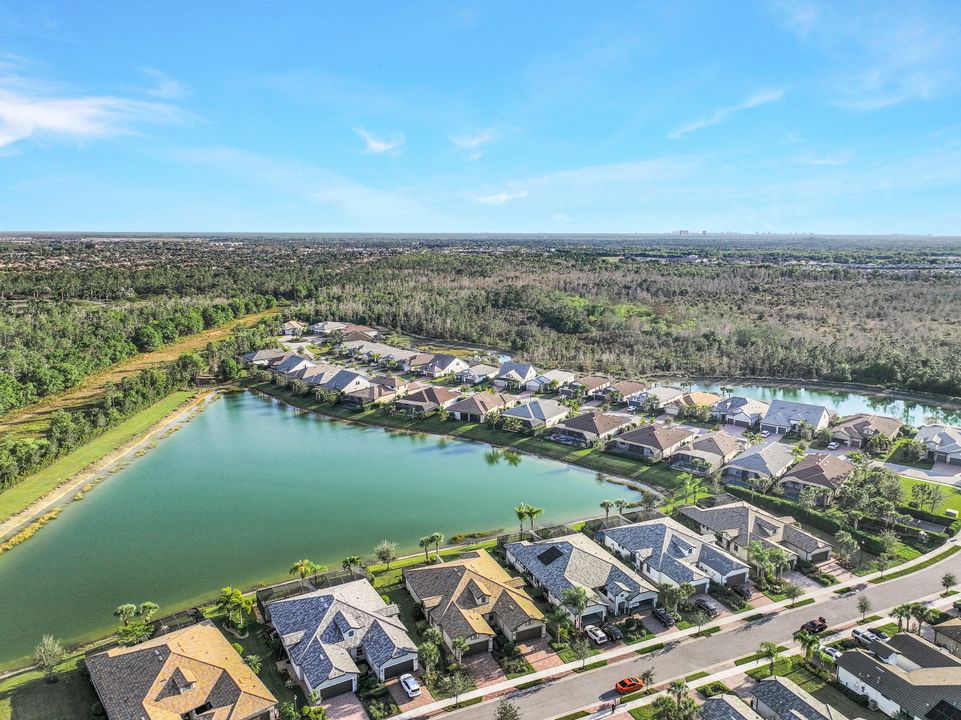7790 Jacaranda Ln, Naples, FL 34114