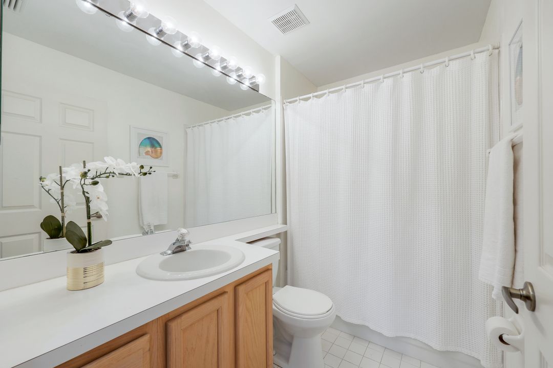 736 Wiggins Lake Dr #201, Naples, FL 34110