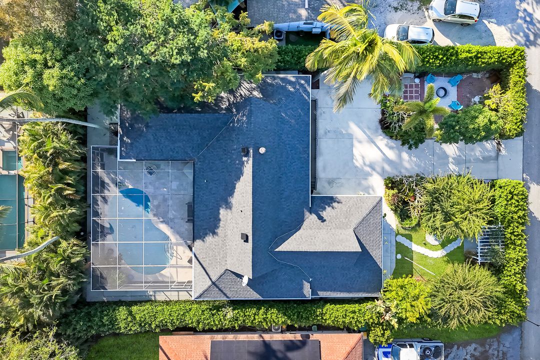 4352 Parrot Ave, Naples, FL 34104