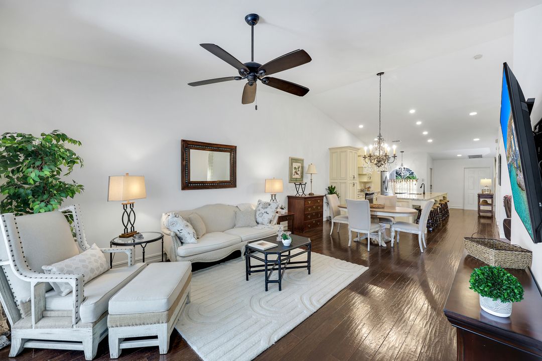 510 Captn Kate Ct, Naples, FL 34110