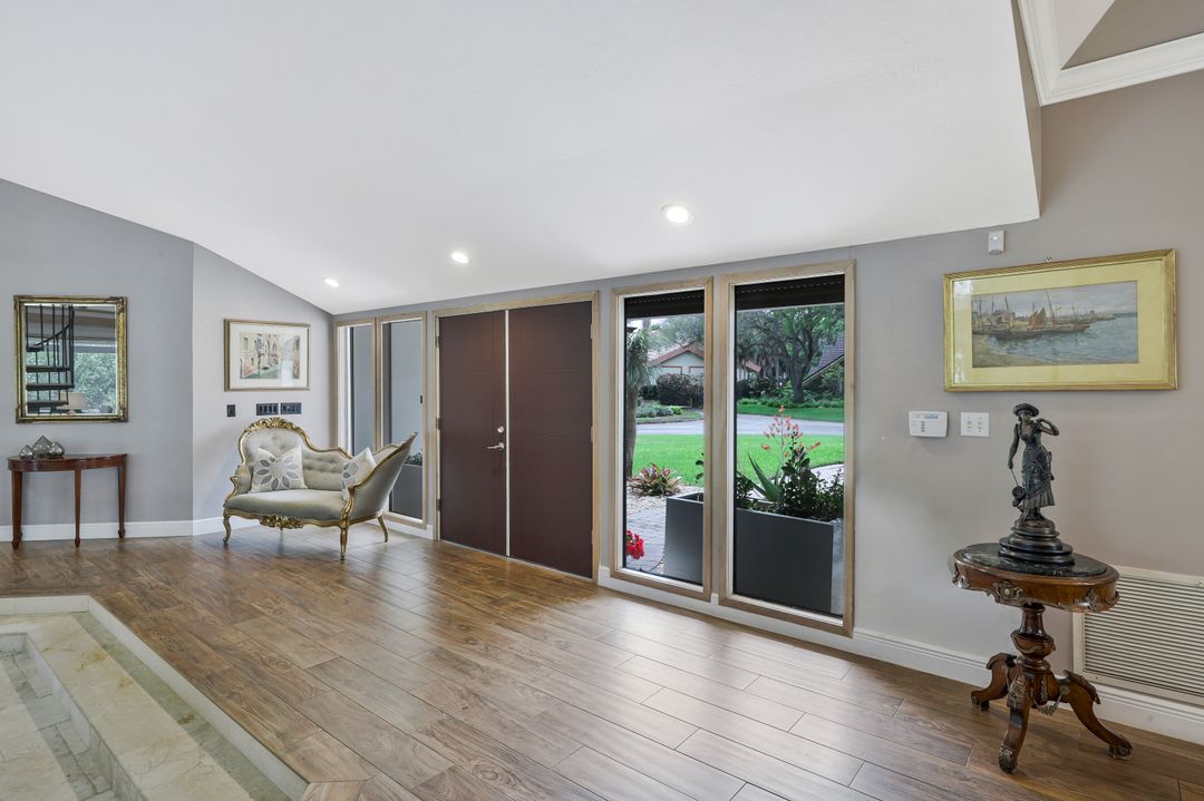 730 Bay Tree Ct, Naples, FL 34108