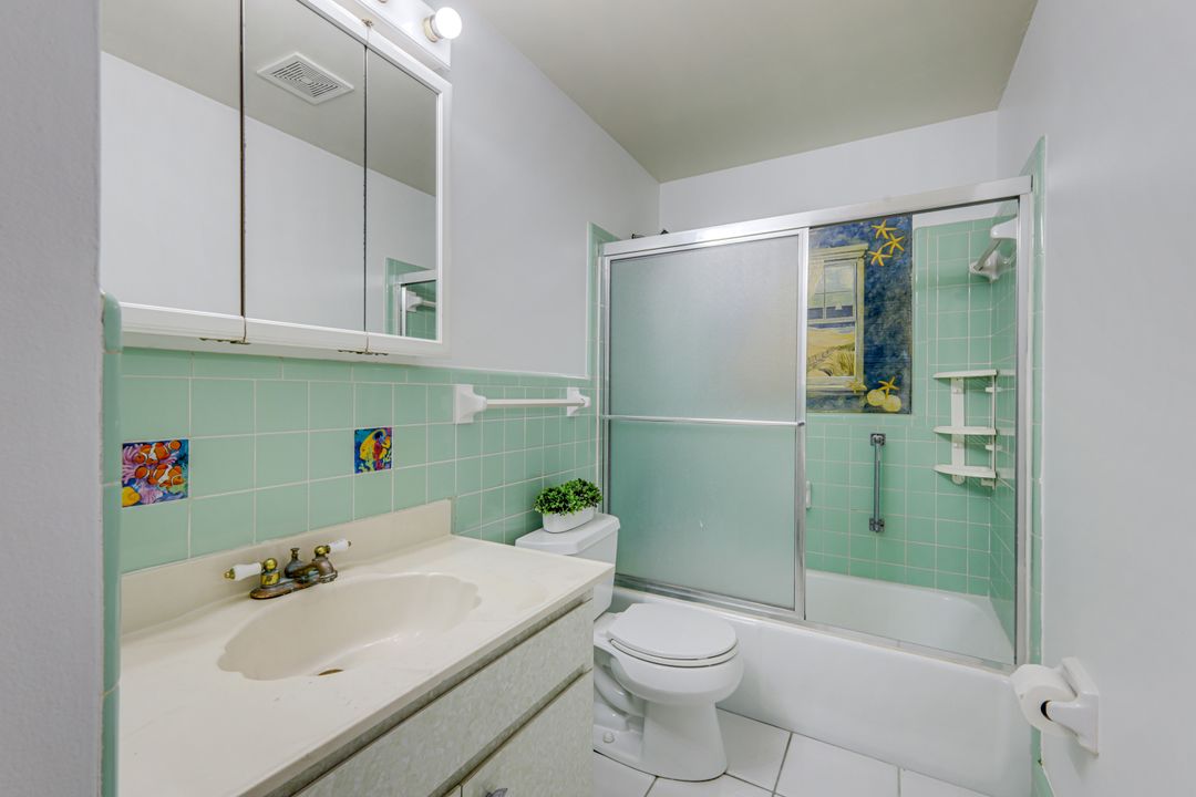 1015 Royal Palm Dr, Naples, FL 34103