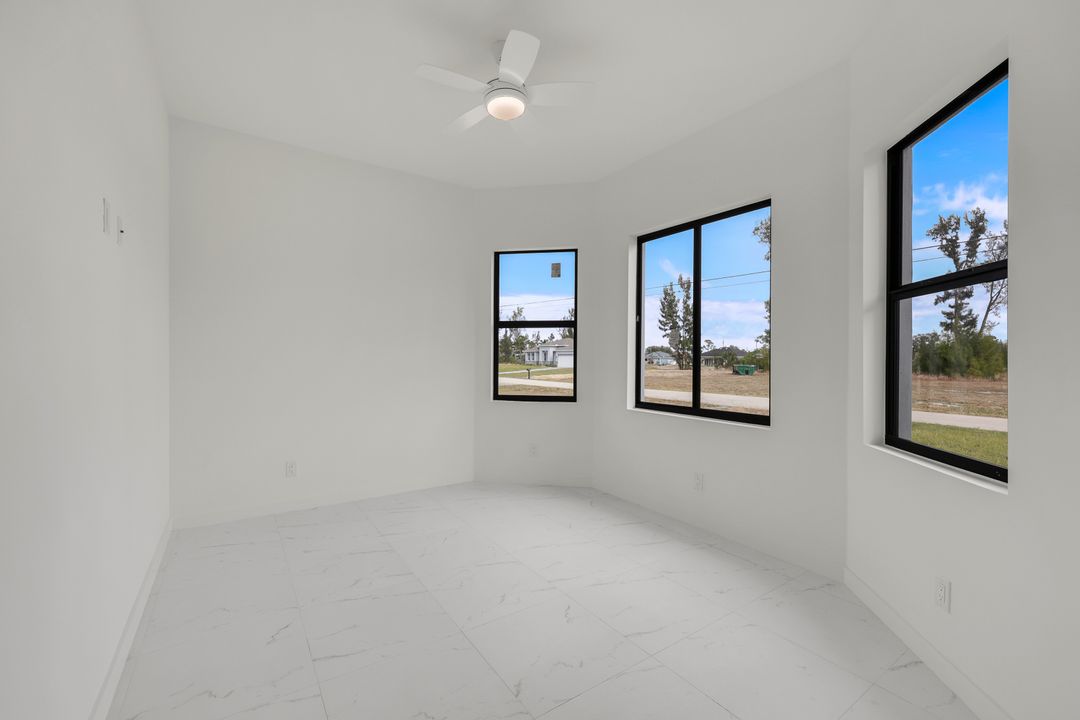 4138 NE 23rd Ave, Cape Coral, FL 33993